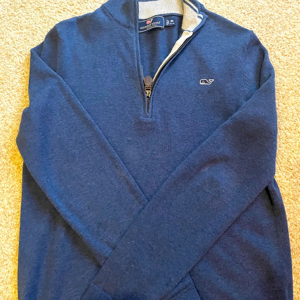 Boys vineyard vines sweater